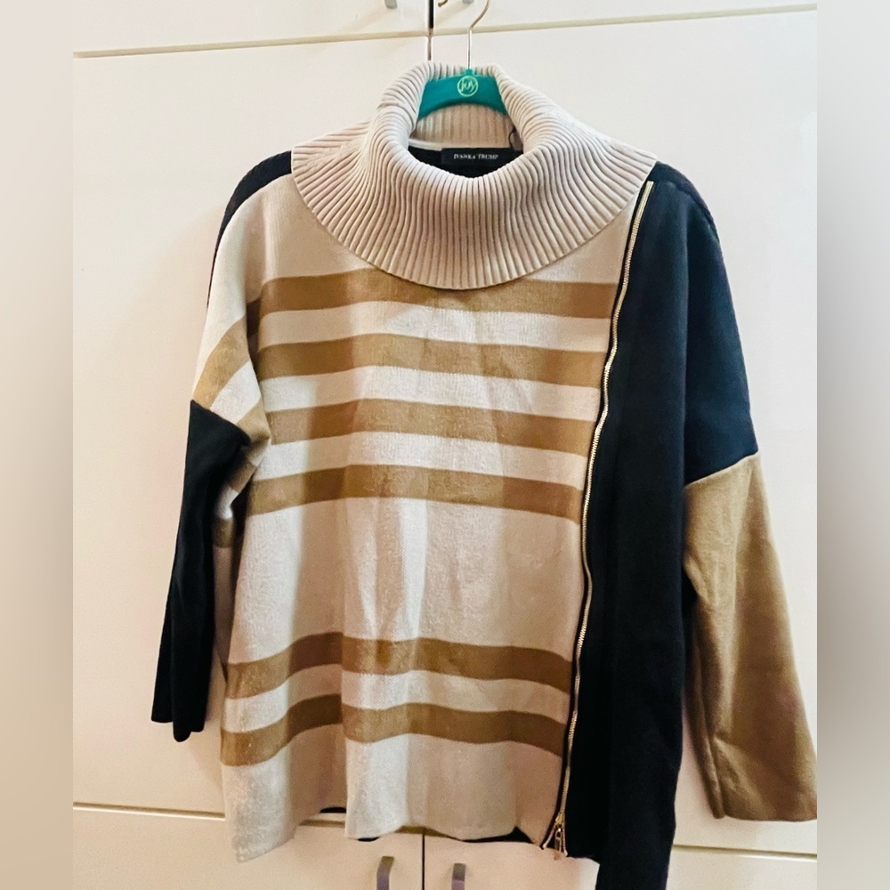 Ivanka Trump Women’s Sweater Zipper Cowl Neck Striped Sz L /G XL